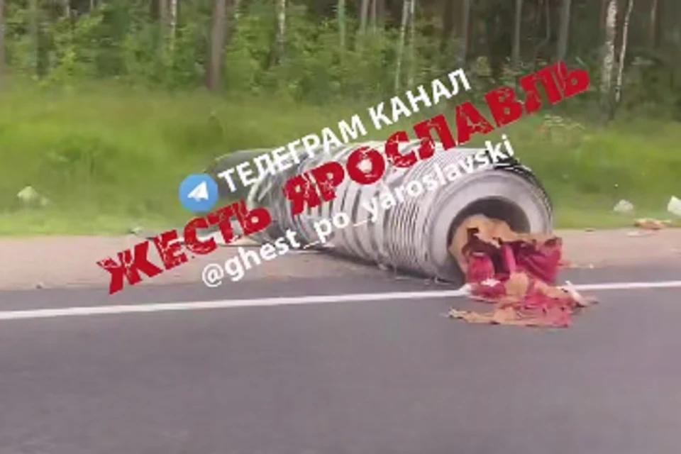 Движение по трассе затруднено. Фото: телеграм-канал Жесть Ярославль.