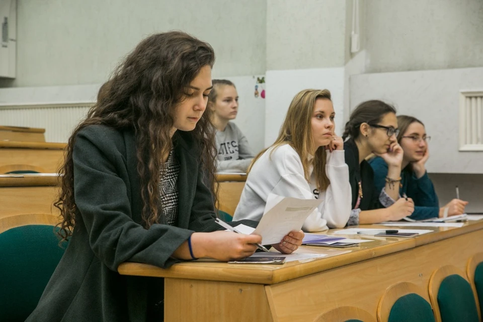 В России определен перечень шести обязательных для изучения в университетах предметов.