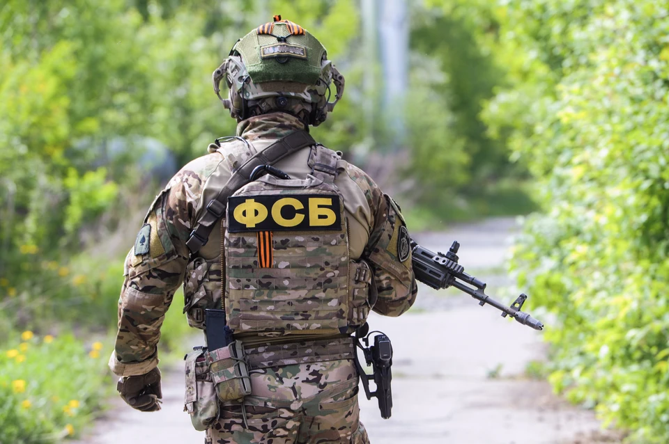 ФСБ задержала россиян, втянутых в диверсии под видом защиты счетов