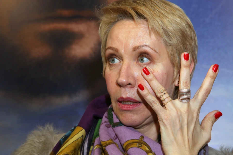 Телеведущая Лазарева* заявила, что эмигранты небогато живут за границей