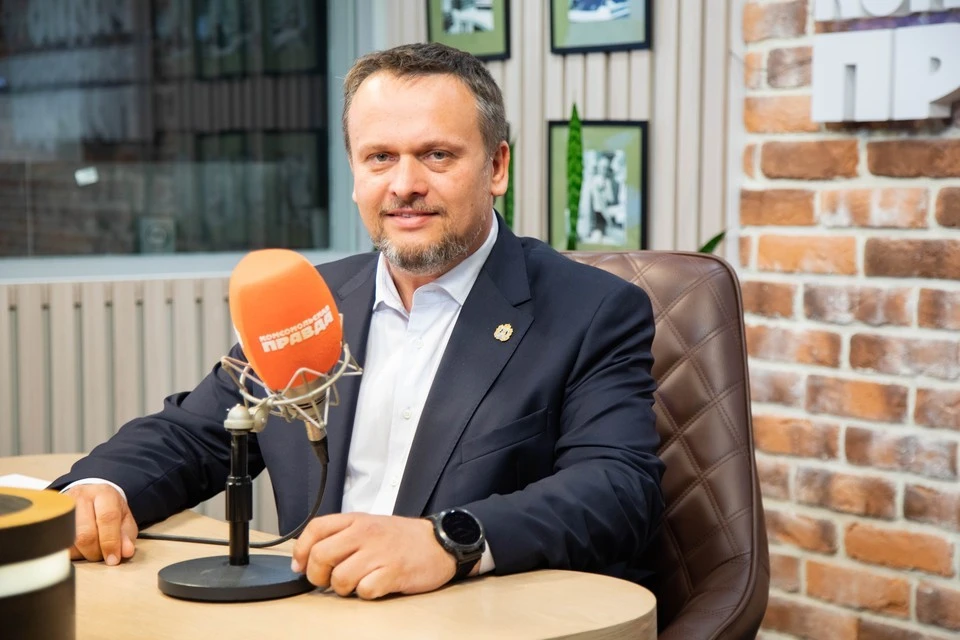Никитин отметил, что Минтранс уже работает над разрешением коллапсов в аэропортах