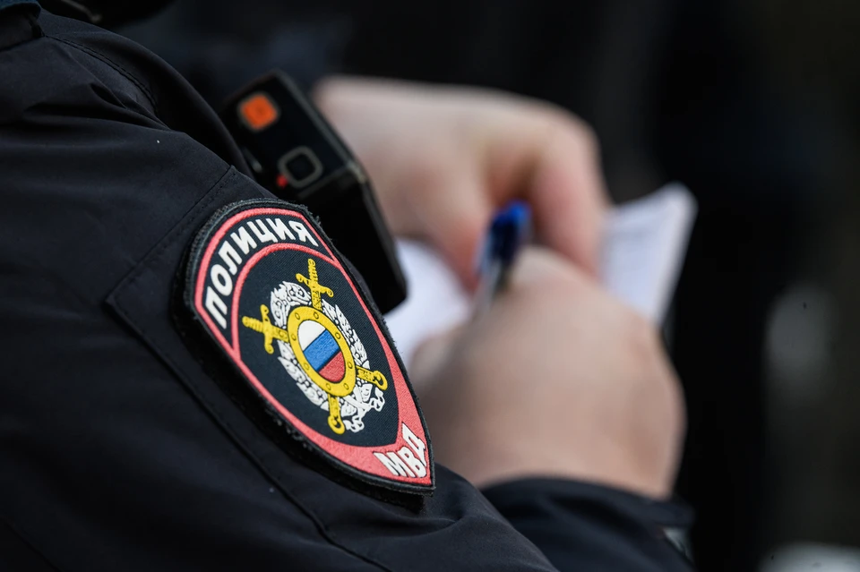 В Ленобласти полицейских задержали за взятки и покровительство коммерсантам