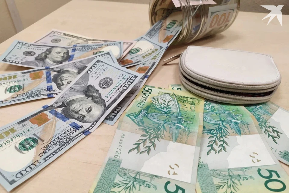 Пожилая минчанка ответила на звонок от мошенников и потеряла все свои сбережения. Снимок носит иллюстративный характер.
