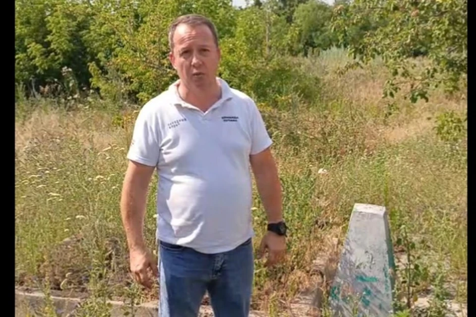 Памятник погибшим советским солдатам в Бельманке восстановят силами активистов. Фото: Народный фронт Запорожской области