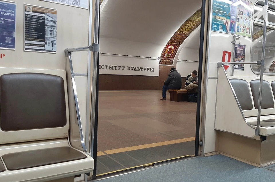 В Минске в метро на «Площади Ленина» женщина упала на пути. Фото используется в качестве иллюстрации: архив «КП».