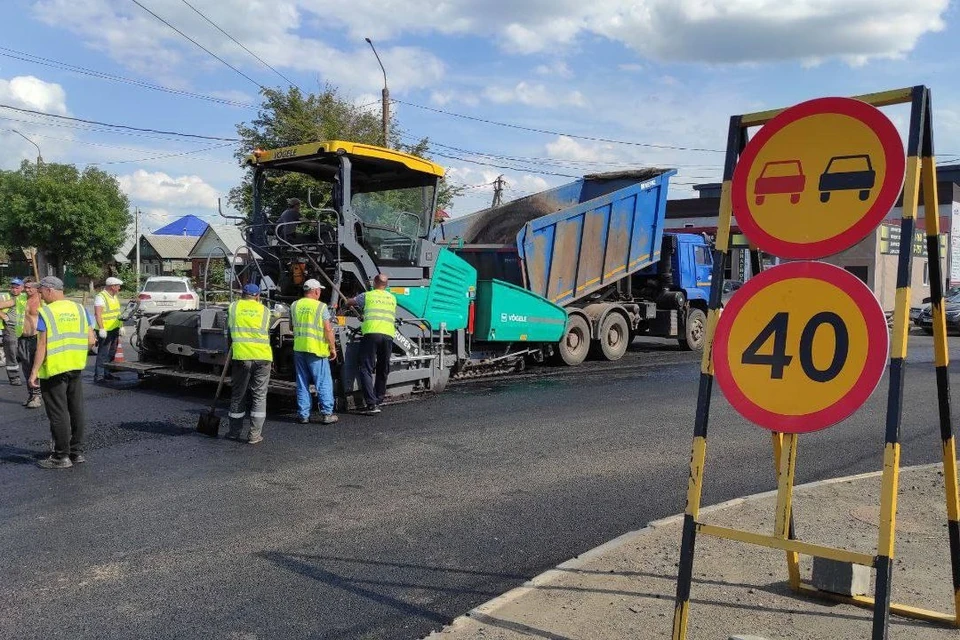В Оренбурге в работе у специалистов – 34 участка дорог. Фото: ТГ-канал Евгения Солнцева