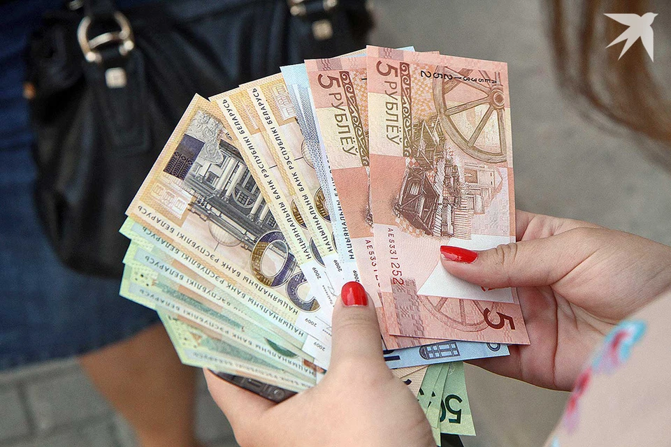 Более 180 тысячам самозанятых предложили до 1 сентября 2025 года доплатить налог на профдоход и сформировать полный год страхового стажа за 2024 год.