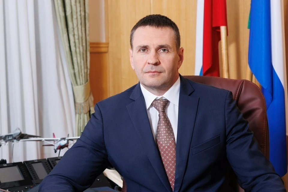 Дмитрий Демешин поздравил следователей с профессиональным праздником