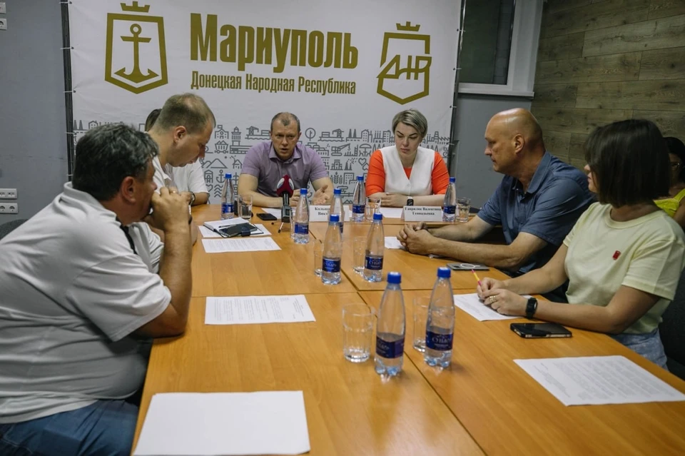 В Мариуполе стремятся повысить качество и доступность медицинских услуг для всех жителей округа. Фото: ТГ/Кольцов