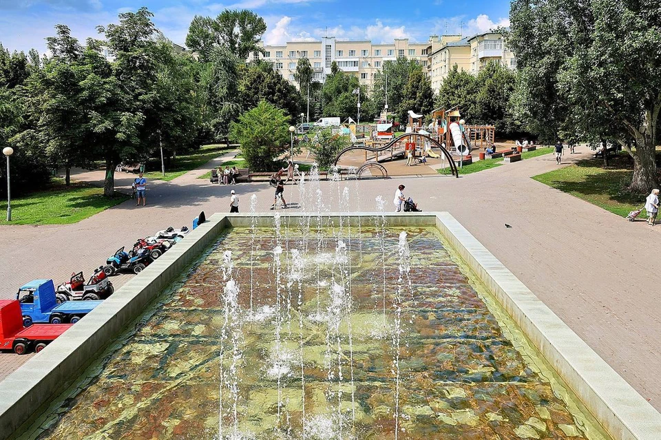 Работы в сквере провели по поручению главы города Ивана Носкова