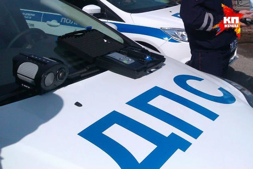 Автоинспекторы продолжают разбираться в обстоятельствах ночного ДТП на проспекте Революции.