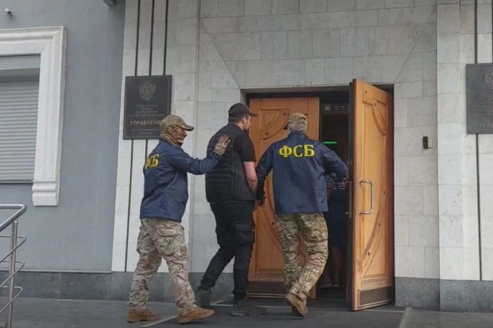 По данным УФСБ, они выполняли задания украинской запрещённой организации. Фото: пресс-служба УФСБ России по Новосибирской области.
