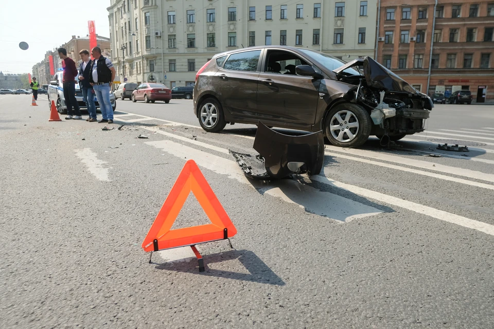Четыре человека погибли, шесть пострадали в ДТП в Ростовской области