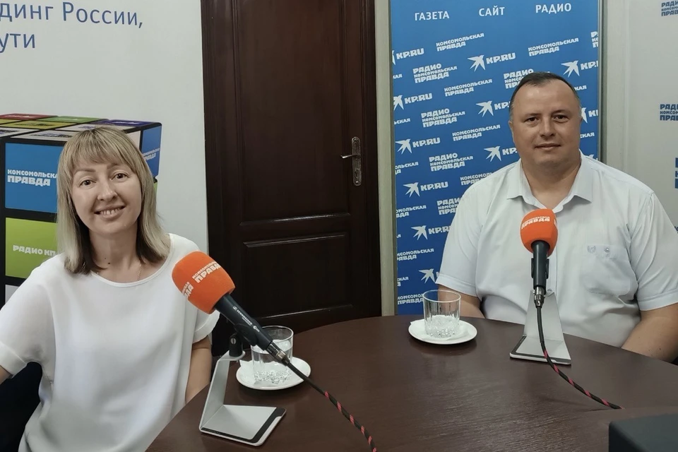 Оксана Кудрявцева, заведующая поликлиникой №2 городской больницы №1 им. Н.И. Пирогова, и Андрей Вербицкий, главный врач Севастопольского противотуберкулезного диспансера.
