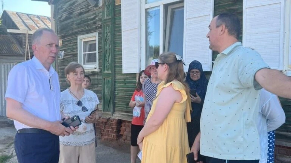 Одной из главных тем стало восстановление дорожного покрытия на улице Дзержинского