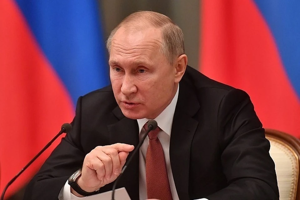 Речь идет как о медалях, так и о почетных званиях.