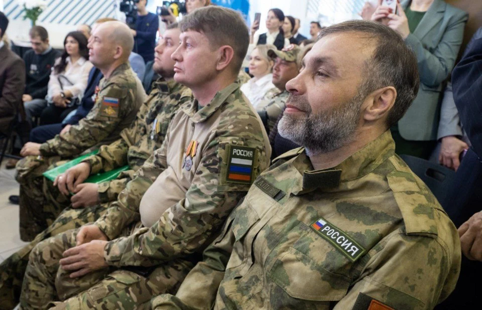 Обучающий курс будет полезен для ветеранов СВО, которые хотят начать собственное дело / Фото: предоставлено пресс-службой реготделения партии "Единая Россия"
