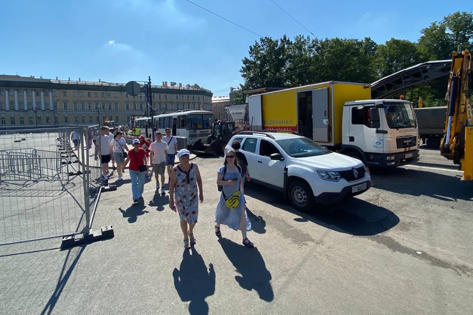 Посмотрели на ситуацию на Дворцовом проезде в Петербурге после начала ремонта.