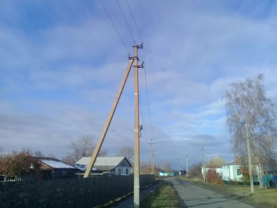 В Шебекино повреждена линия электропередачи.