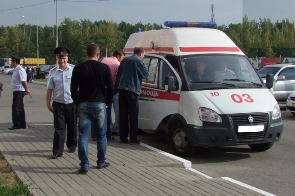 Ребенку потребовалась помощь медиков.