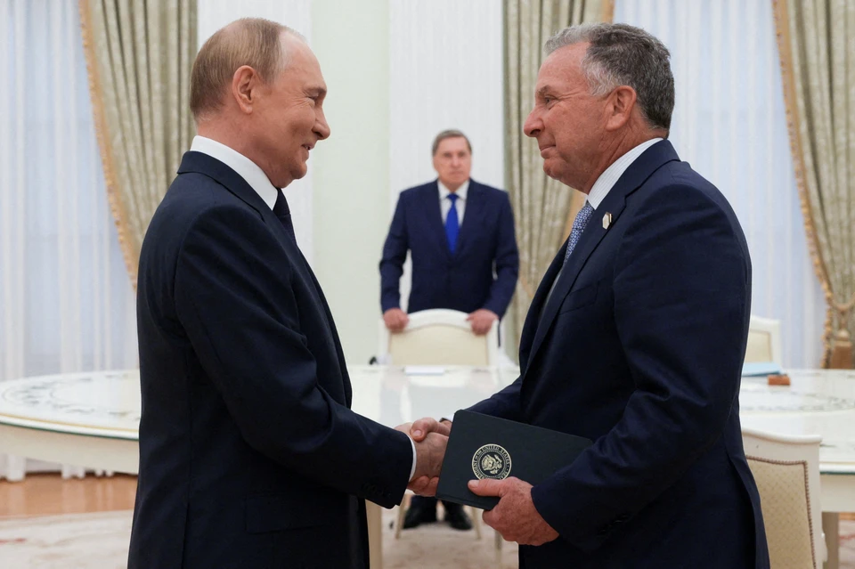 Президентом России Владимир Путин и специальный представитель лидера США Стивен Уиткофф