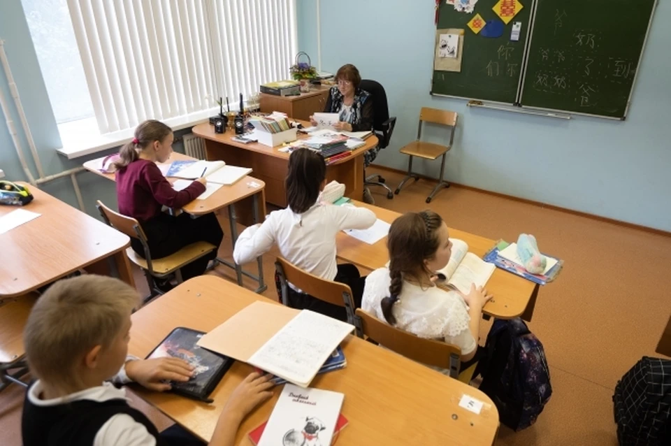 В рамках проекта будет уделено особое внимание углубленному изучению физики и химии.