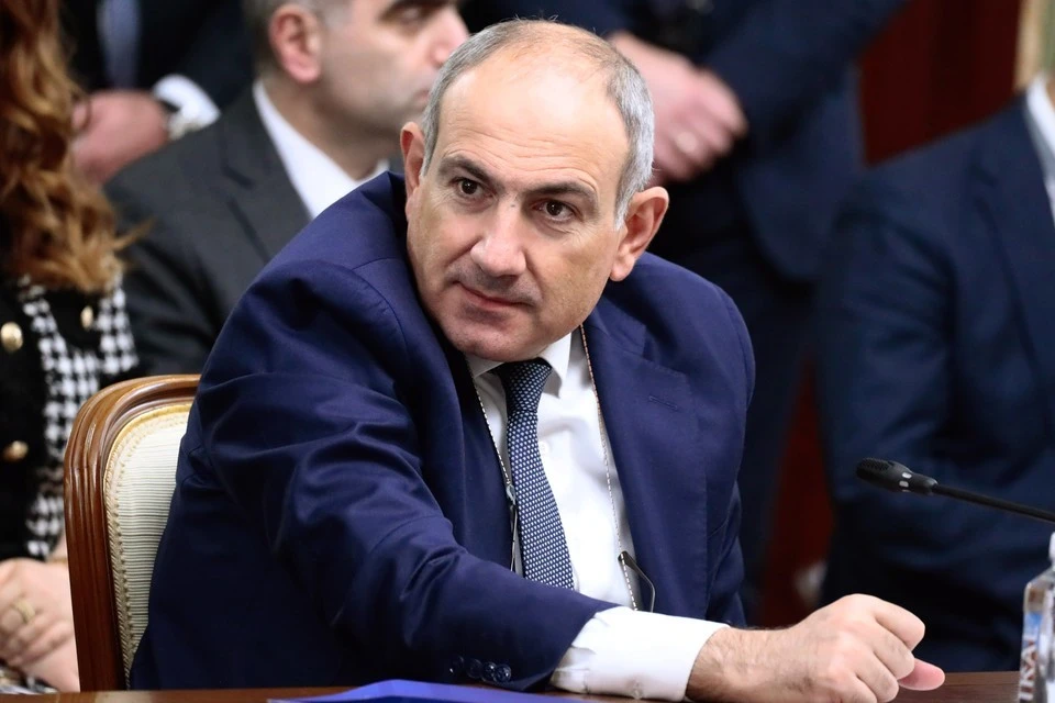 Пашинян заявил, что сотрудничество России также должен одобрить Баку. Фото: Роман Наумов/URA.RU/ТАСС.
