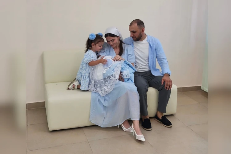 «Каждый день — со слезами»: В Ростове спасли появившуюся раньше срока девочку, а через три года — ее новорожденного брата