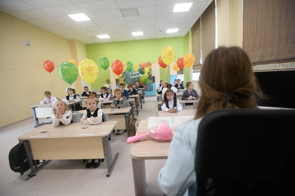11 земских учителей начнут работать в школах Якутии с 1 сентября