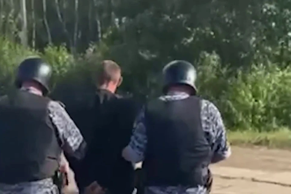 В Подмосковье мужчина решил порыбачить на территории чужого хозяйства