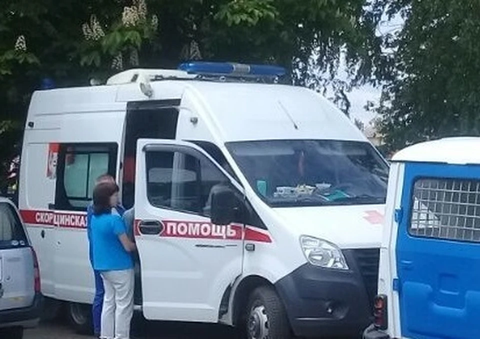 Пострадавших на "скорых" увезли в больницы, где оказали всю медицинскую помощь.