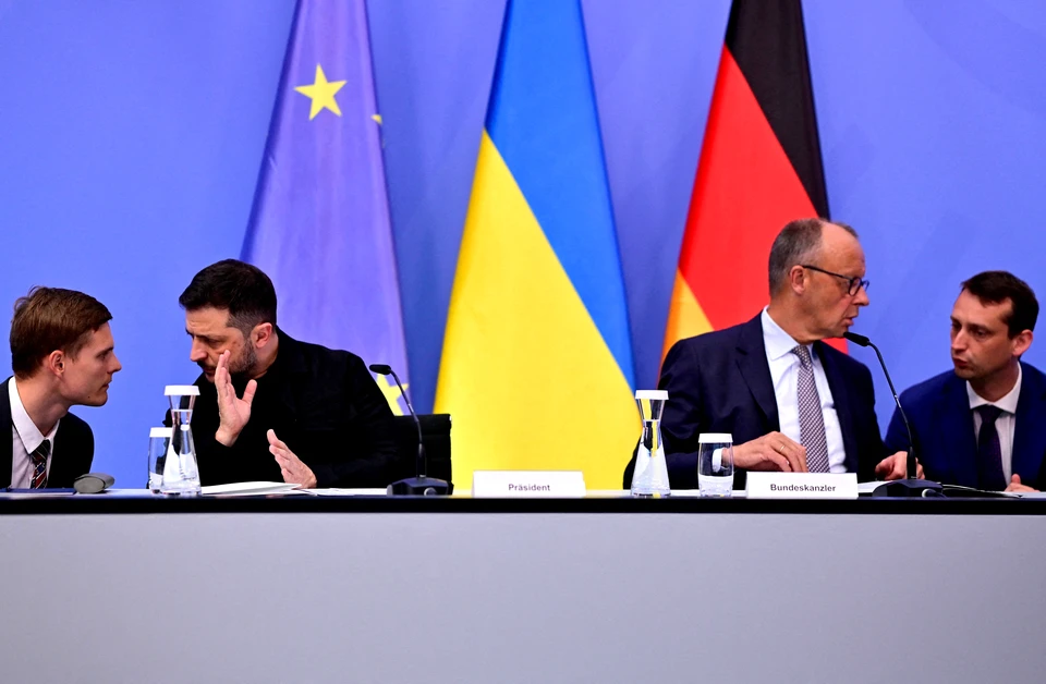 Обсуждение ситуации на Украине перед встречей Владимира Путина и Дональда Трампа