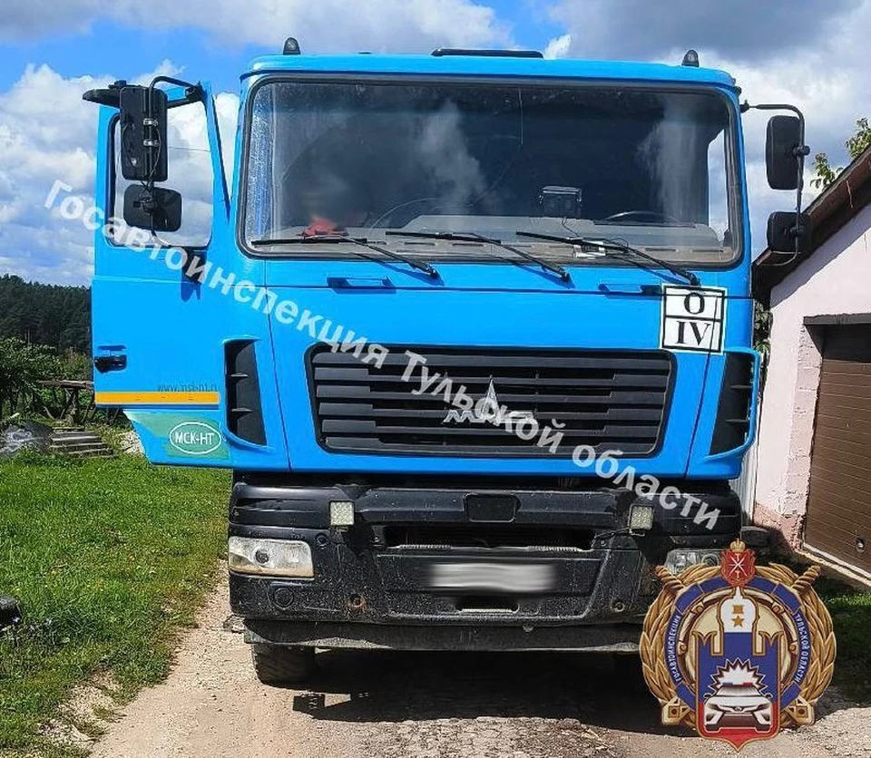 В Заокском районе большегруз насмерть сбил 29-летний мужчина.