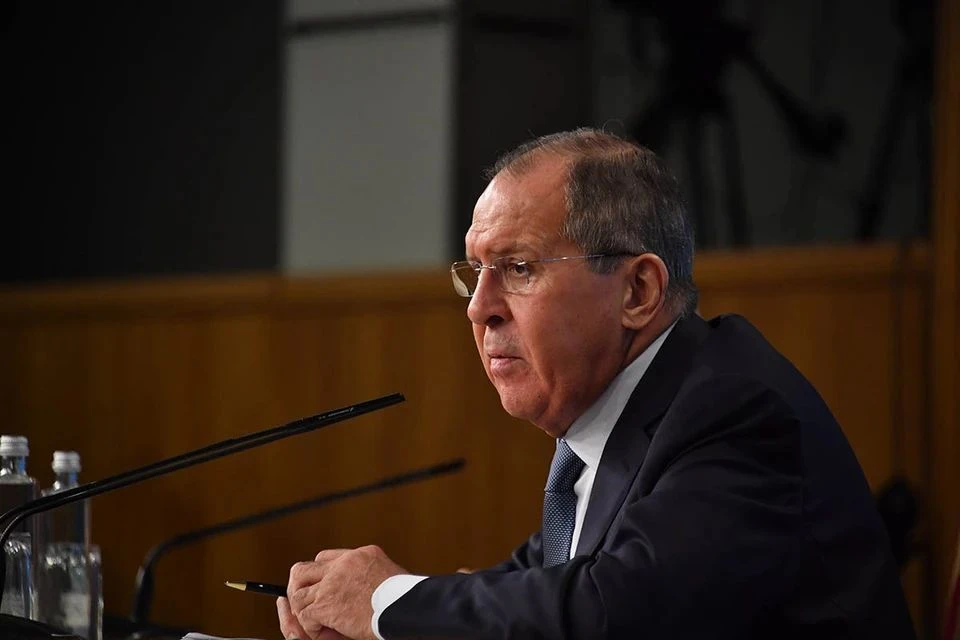 Лавров назвал важным вопрос о том, кто подпишет мирное соглашение от Украины