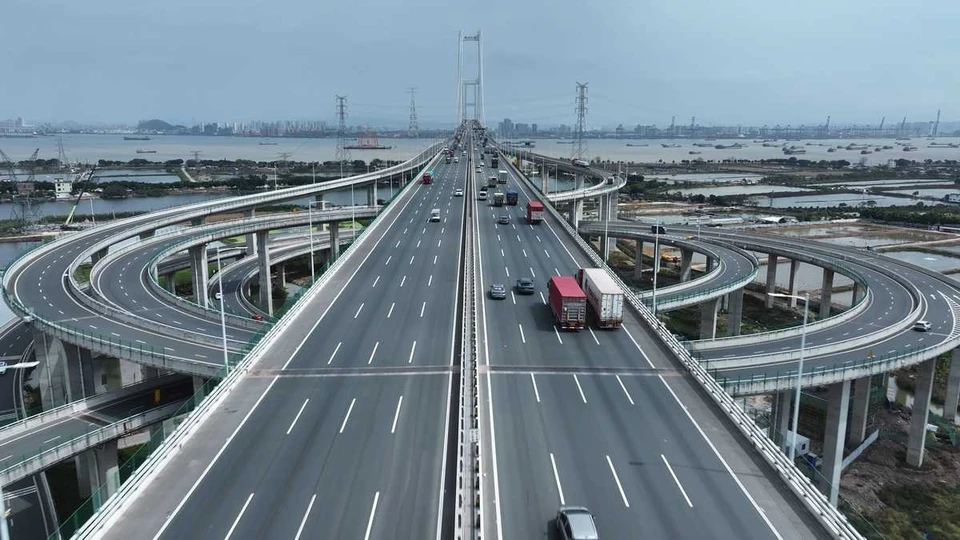 Европейские автопроизводители против отказа от ДВС. sharfsinn / Shutterstock.com / Fotodom