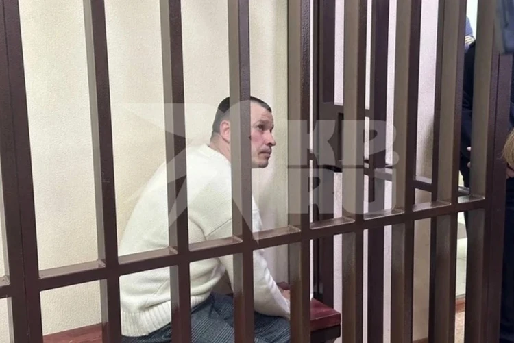Дело о взрыве гранаты у здания самарского правительства дошло до суда. Процесс начался с заявления обвиняемого о туберкулезе