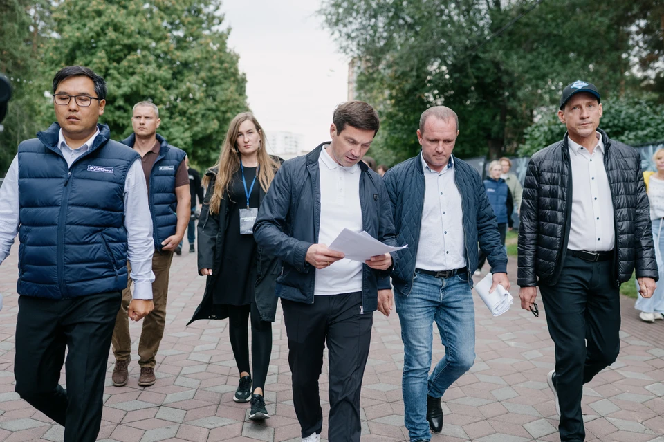 Реконструкция площадки - на контроле у Алексея Лошкина.