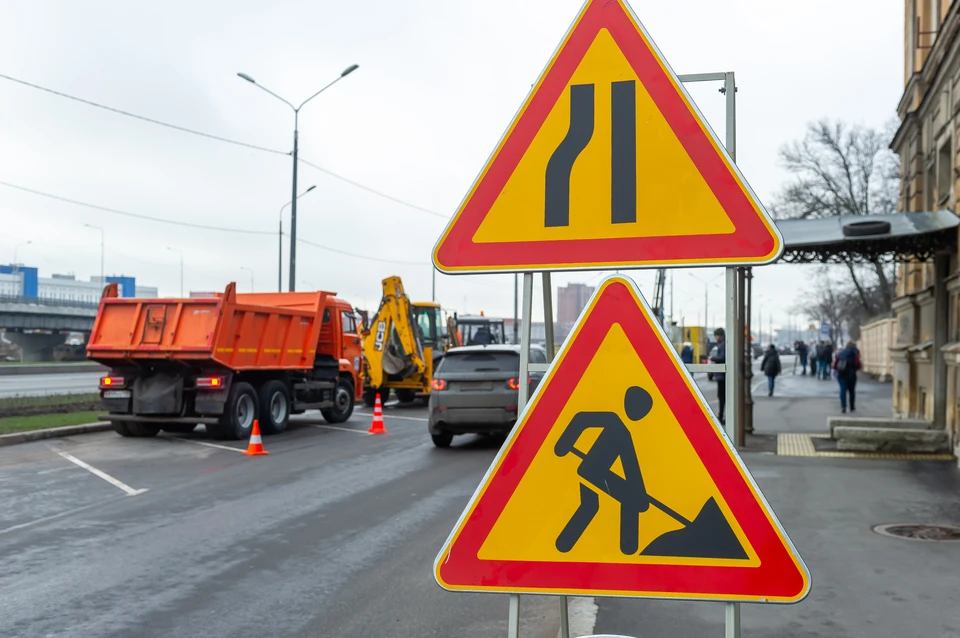 Дороги перекроют в двух районах Петербурга.