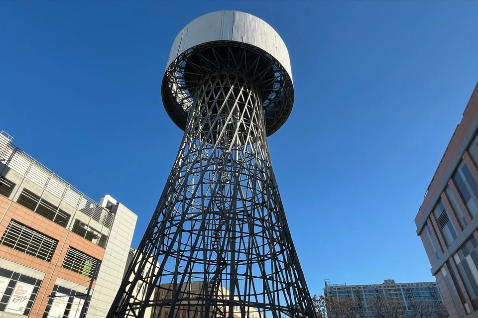 Шуховская башня в центре Краснодара