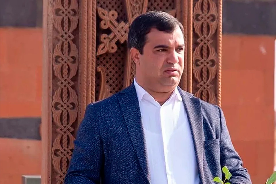 Руководитель общины Паракар, член политсовета партии «Страна для жизни» Володя Григорян.