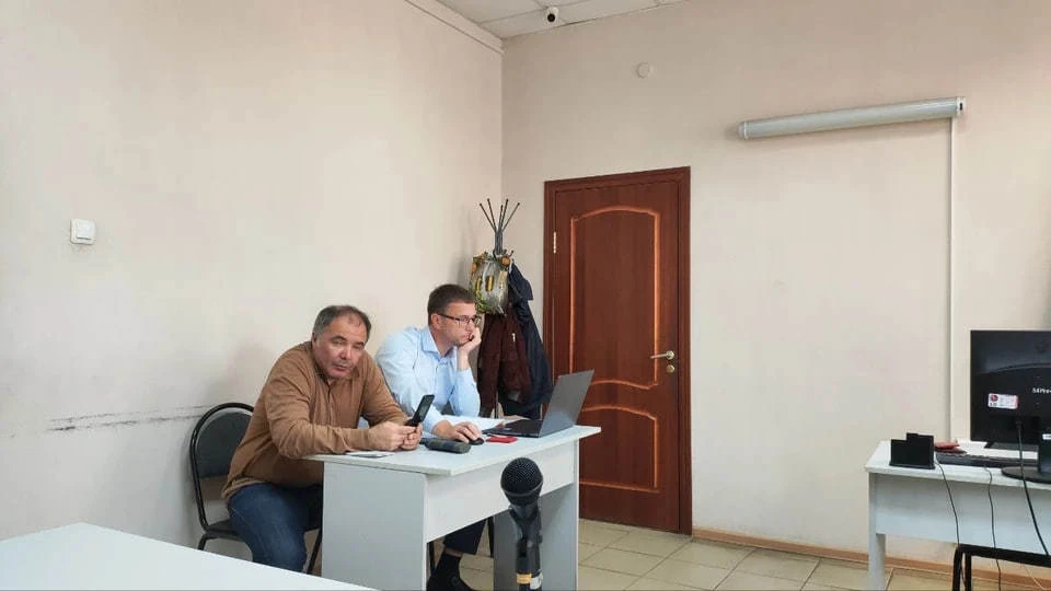 Подробности иска пока не разглашаются. Но есть понимание, с чем он может быть связан
