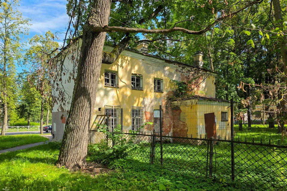 Программа «Рубль за метр» действует в Петербурге с 2018 года.