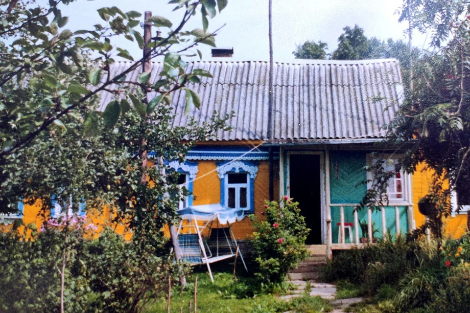 Столетний домик должен жить. Фото: Алена САНИНА
