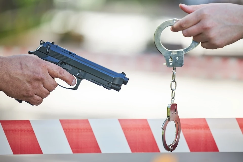 Мужчина несколько раз выстрелил в автобус в Подмосковье