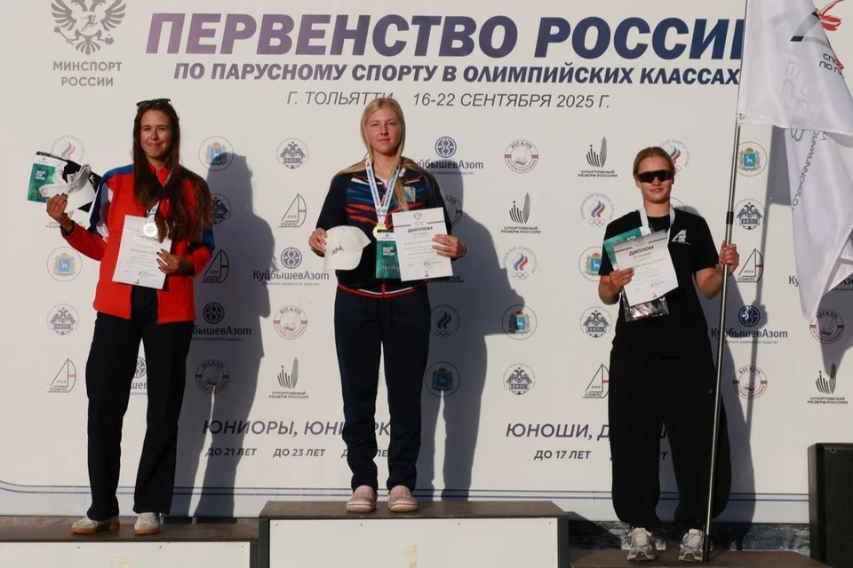 Елизавета Чехлатая победила в первенстве России по парусному спорту. Фото: телеграм-канал Михаила Развожаева