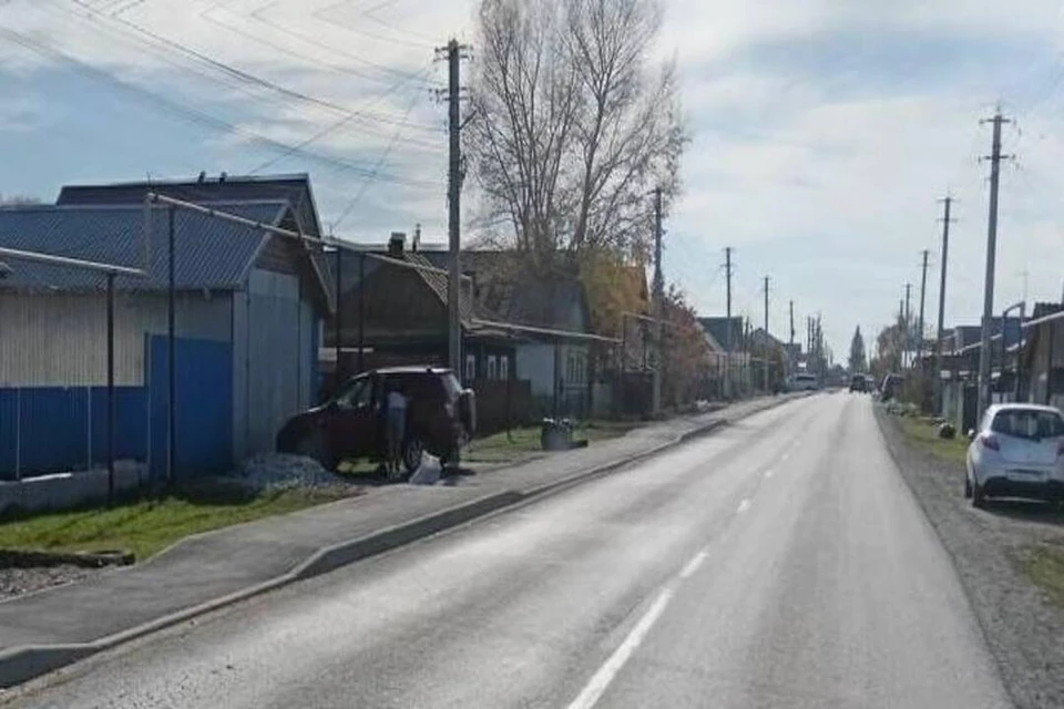 В Толмачево на улице Советской появились новые тротуары. Фото: пресс-служба прокуратуры Новосибирской области