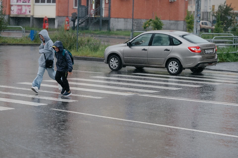 В столице Южного Урала тоже ожидаются небольшие осадки и порывы ветра до 14 м/с.