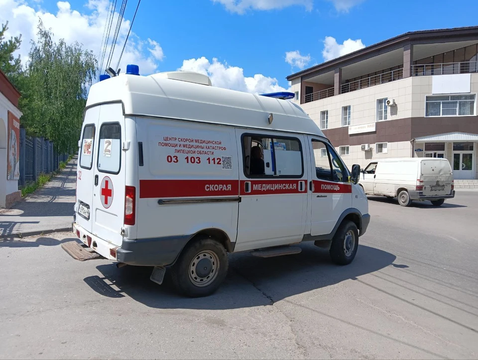 Юного мотоциклиста доставили в больницу и оформили в стационар на лечение.