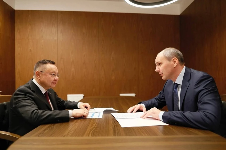 Денис Паслер и глава Минстроя РФ провели рабочую встречу. Фото: telegram-канал Дениса Паслера