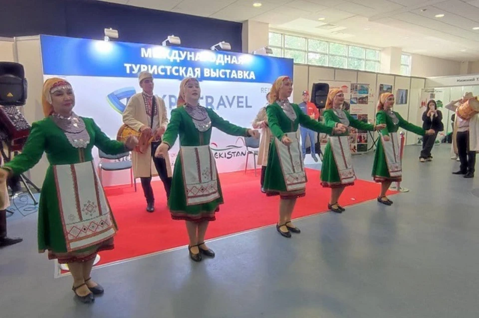 Выставка открылась 2 октября. Фото: пресс-служба мэрии Екатеринбурга